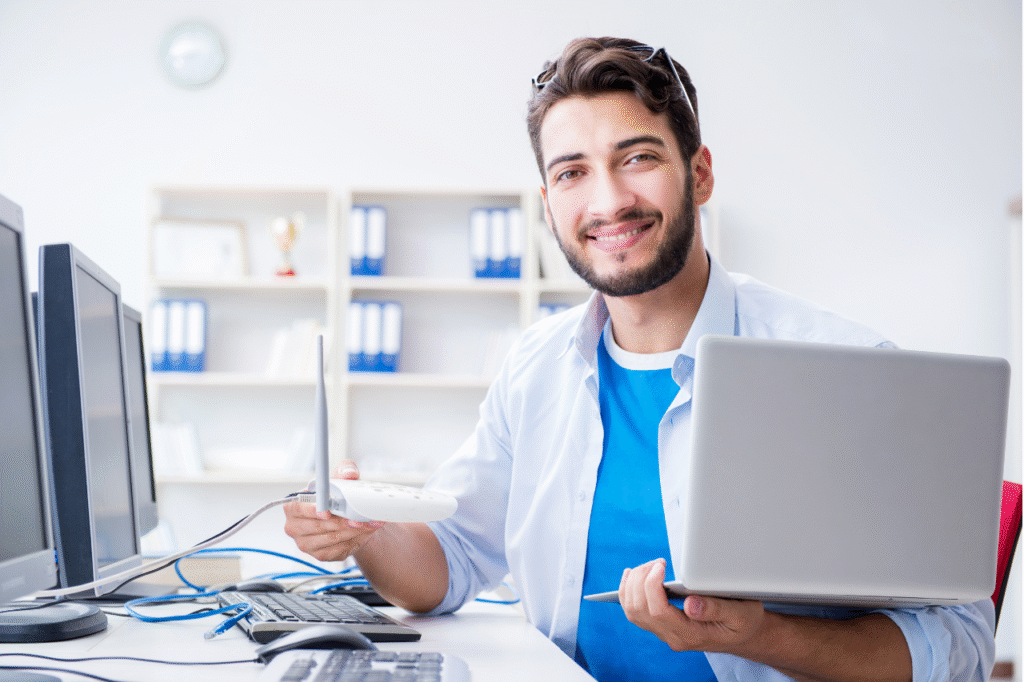 Why choose IT support Los Angeles for SMBs)